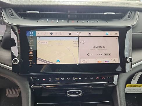 New 2026 Jeep Grand Cherokee Altitude RWD image 18