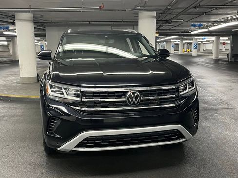 Used 2023 Volkswagen Atlas Cross Sport SEL AWD/4WD image 32
