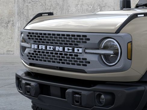 New 2026 Ford Bronco Badlands AWD/4WD image 18