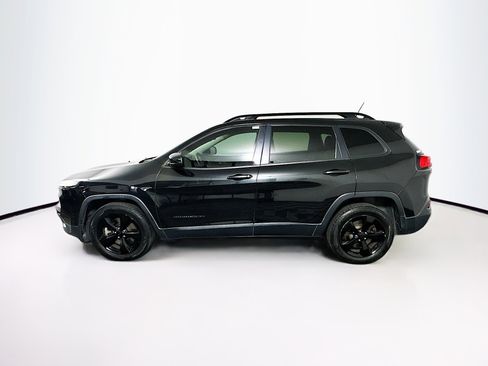 Used 2015 Jeep Cherokee Latitude w/ Comfort/Convenience Group FWD image 4