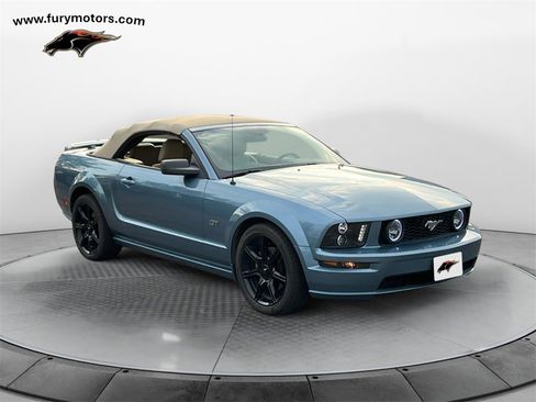 Used 2006 Ford Mustang GT image 1
