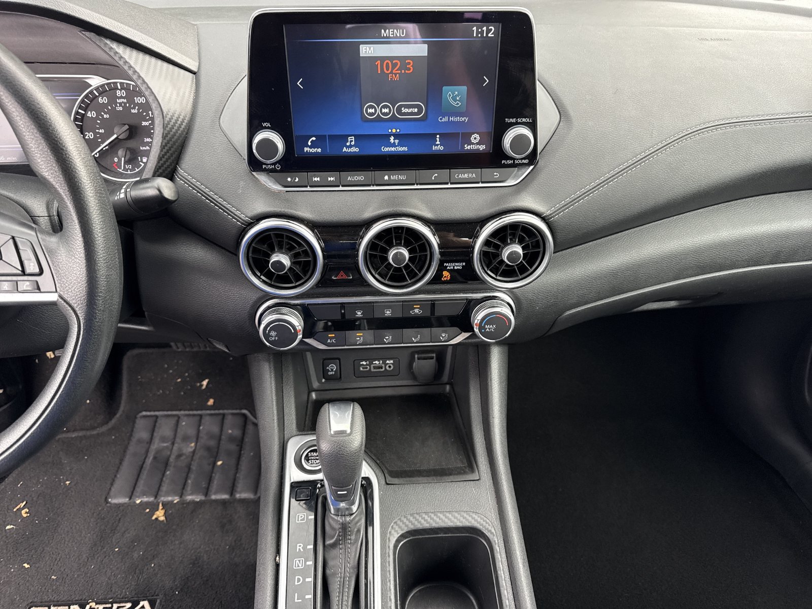 Used 2024 Nissan Sentra SV FWD image 27