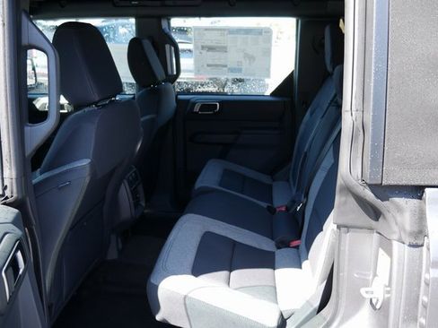 New 2025 Ford Bronco 4-Door image 21