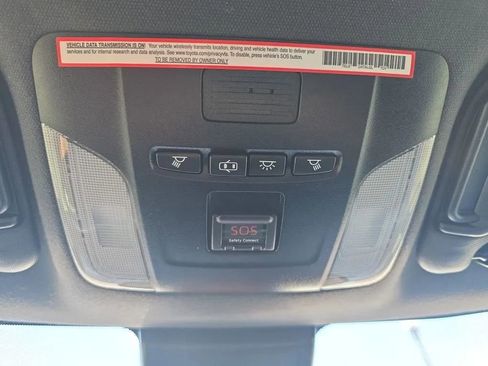 Used 2020 Toyota Corolla SE FWD image 35