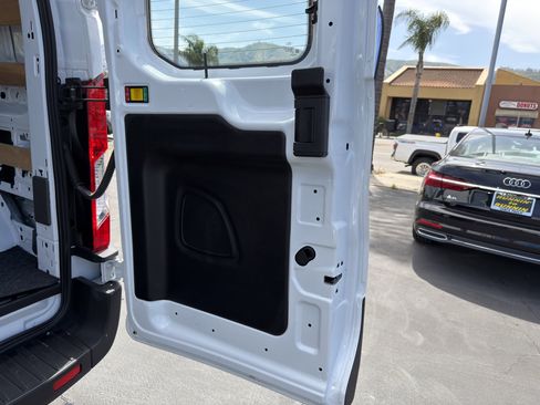 Used 2024 Ford Transit 250 Low Roof w/ Exterior Upgrade Package RWD image 20
