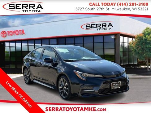 Used 2021 Toyota Corolla SE FWD image 1