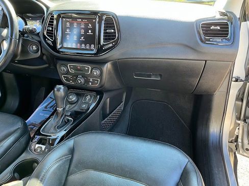Used 2019 Jeep Compass Limited w/ Safety & Security Group image 40
