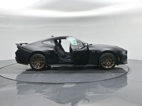 New 2026 Ford Mustang GT Premium w/ GT Performance Package image 4