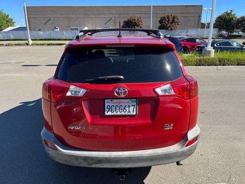 Used 2014 Toyota RAV4 XLE AWD/4WD image 6