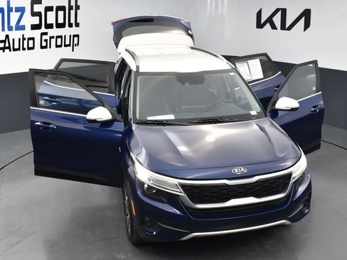 Used 2021 Kia Seltos S AWD/4WD image 29