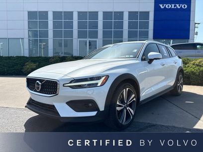 Certified 2024 Volvo V60 B5 Cross Country Plus w/ Protection Package Premier