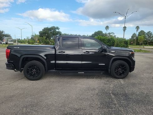 Used 2025 GMC Sierra 1500 Elevation AWD/4WD image 4