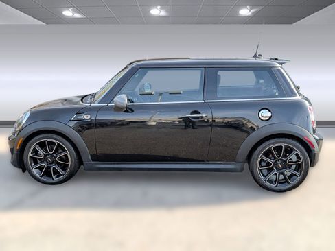 Used 2013 MINI Cooper S image 2