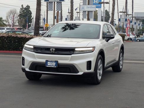 Used 2025 Honda Prologue EX image 3