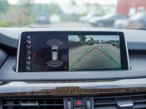 Used 2018 BMW X5 xDrive40e w/ Executive Package image 24