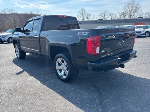 Used 2017 Chevrolet Silverado 1500 LTZ Z71 w/ LTZ Plus Package image 5