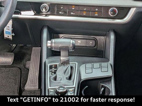 Used 2025 Kia Sportage LX FWD image 20