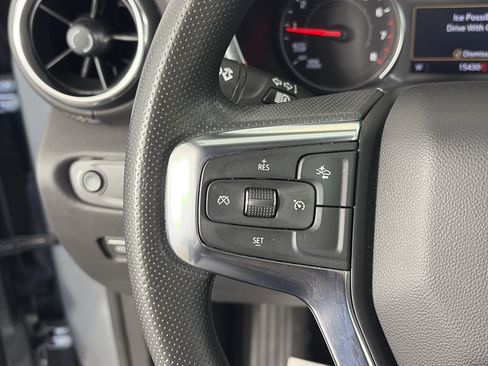 Used 2025 Chevrolet Blazer LT image 29