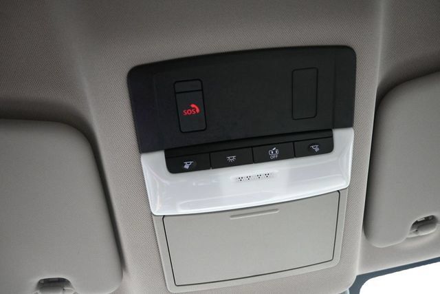 Used 2025 Nissan Rogue SV AWD/4WD image 24