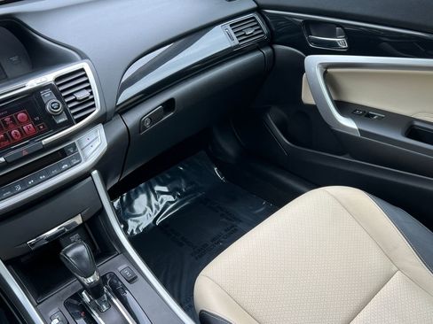 Used 2015 Honda Accord EX-L image 33