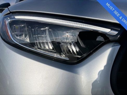 Used 2024 Mercedes-Benz GLC 43 AMG 4MATIC image 38