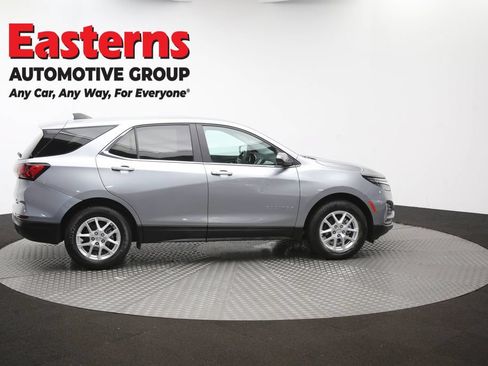 Used 2023 Chevrolet Equinox LT FWD image 44