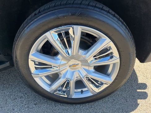 Used 2024 Chevrolet Tahoe High Country image 7