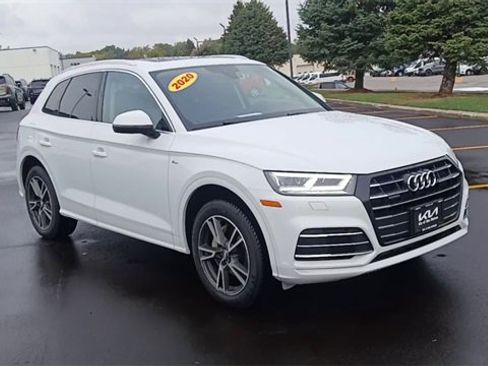 Used 2020 Audi Q5 e Premium Plus w/ Premium Plus Package image 5
