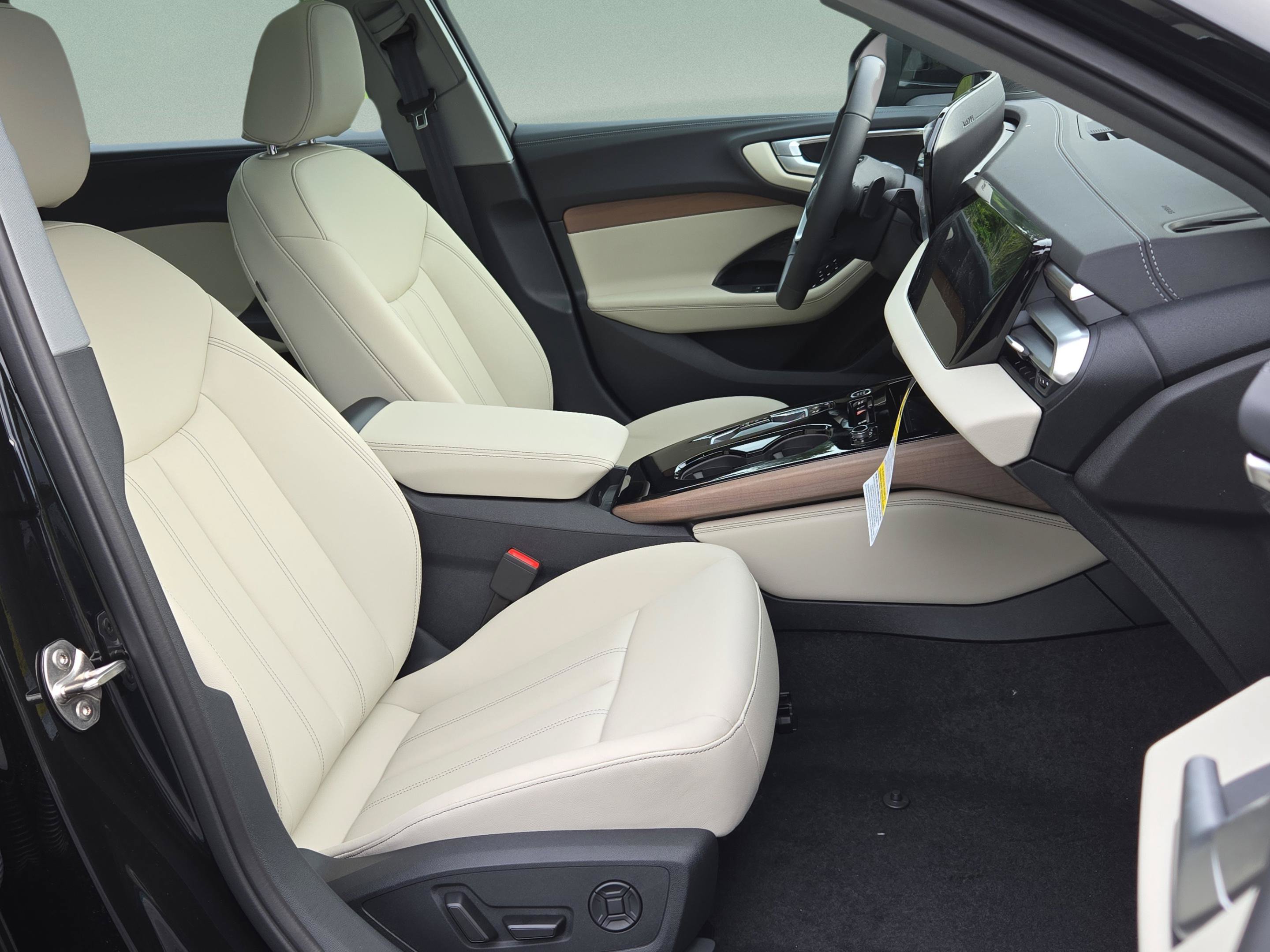 Used 2025 Audi A5 Premium w/ Convenience Package AWD/4WD image 14
