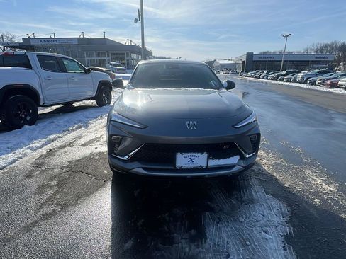 New 2026 Buick Envista Sport Touring w/ Convenience I Package image 2