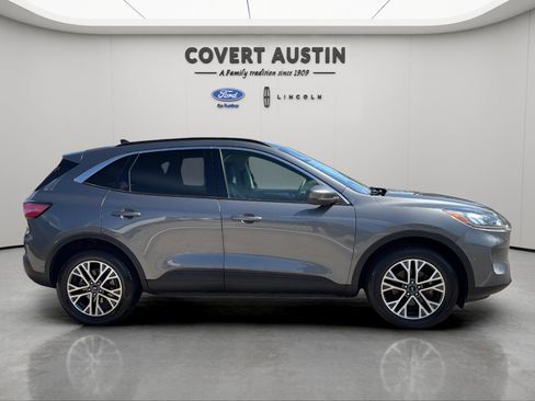 Used 2021 Ford Escape SEL AWD/4WD image 6