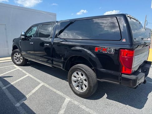 Used 2022 Ford F350 Platinum AWD/4WD image 2