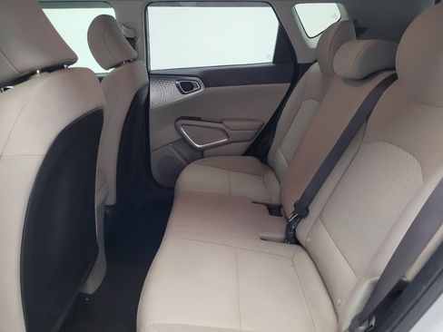 Used 2021 Kia Soul LX FWD image 18