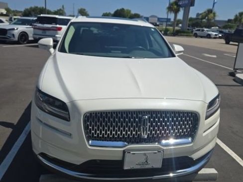 Used 2023 Lincoln Nautilus Reserve w/ Equipment Group 201A AWD/4WD image 12