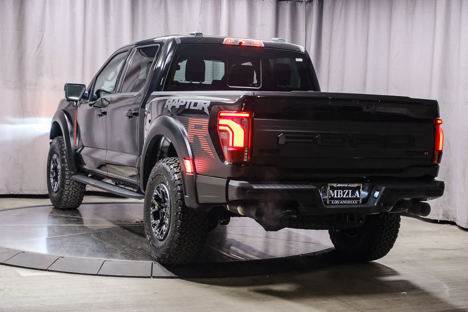 Used 2024 Ford F150 Raptor w/ Equipment Group 803A Raptor R AWD/4WD image 2