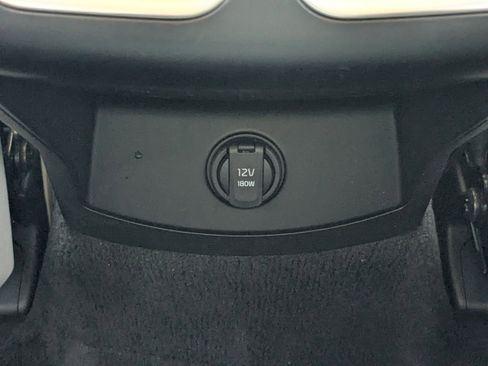 Certified 2025 Kia Sorento S image 17