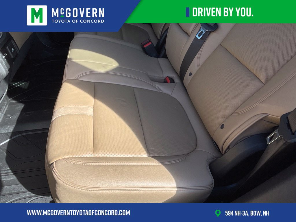 Used 2024 Chevrolet Blazer Premier w/ Driver Confidence II Package AWD/4WD image 31