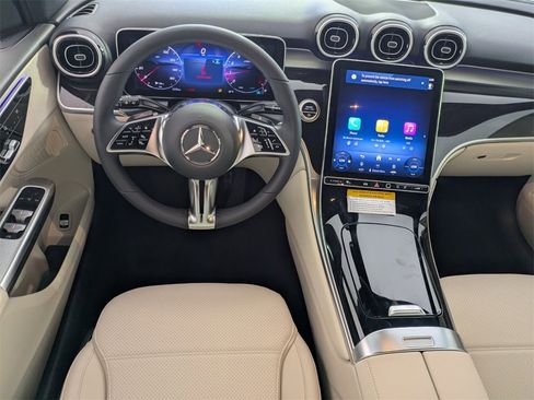 New 2026 Mercedes-Benz GLC 300 image 9