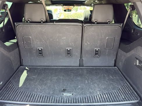 Used 2025 Cadillac Escalade ESV Premium Luxury w/ LPO, Floor Liner Package AWD/4WD image 24
