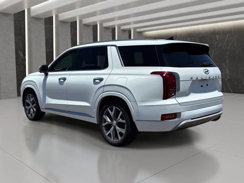 Used 2022 Hyundai Palisade Limited w/ Cargo Package FWD image 4