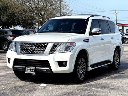 Used 2019 Nissan Armada Platinum w/ Captain's Chairs Package image 4