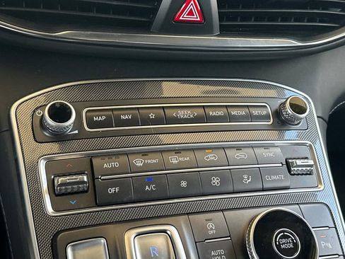 Used 2023 Hyundai Santa Fe Limited FWD image 19