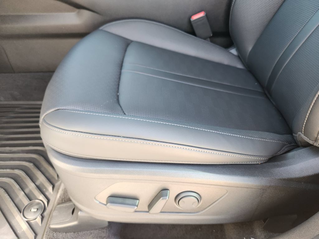 New 2026 Kia Sorento S w/ S Panoramic Sunroof Package AWD/4WD image 21