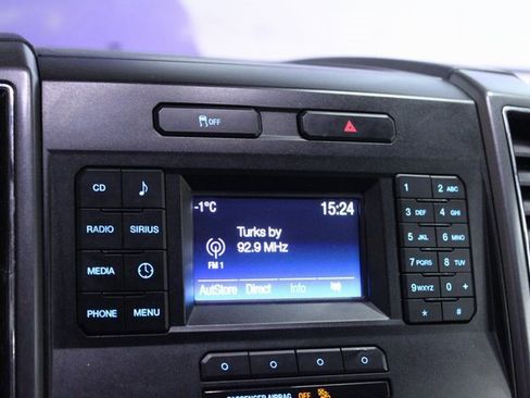 Used 2017 Ford F150 XLT image 10