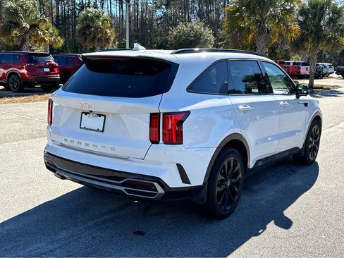 Used 2022 Kia Sorento SX image 36