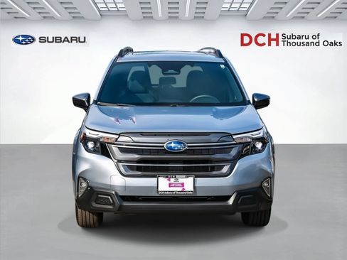 Used 2026 Subaru Forester Premium AWD/4WD image 2