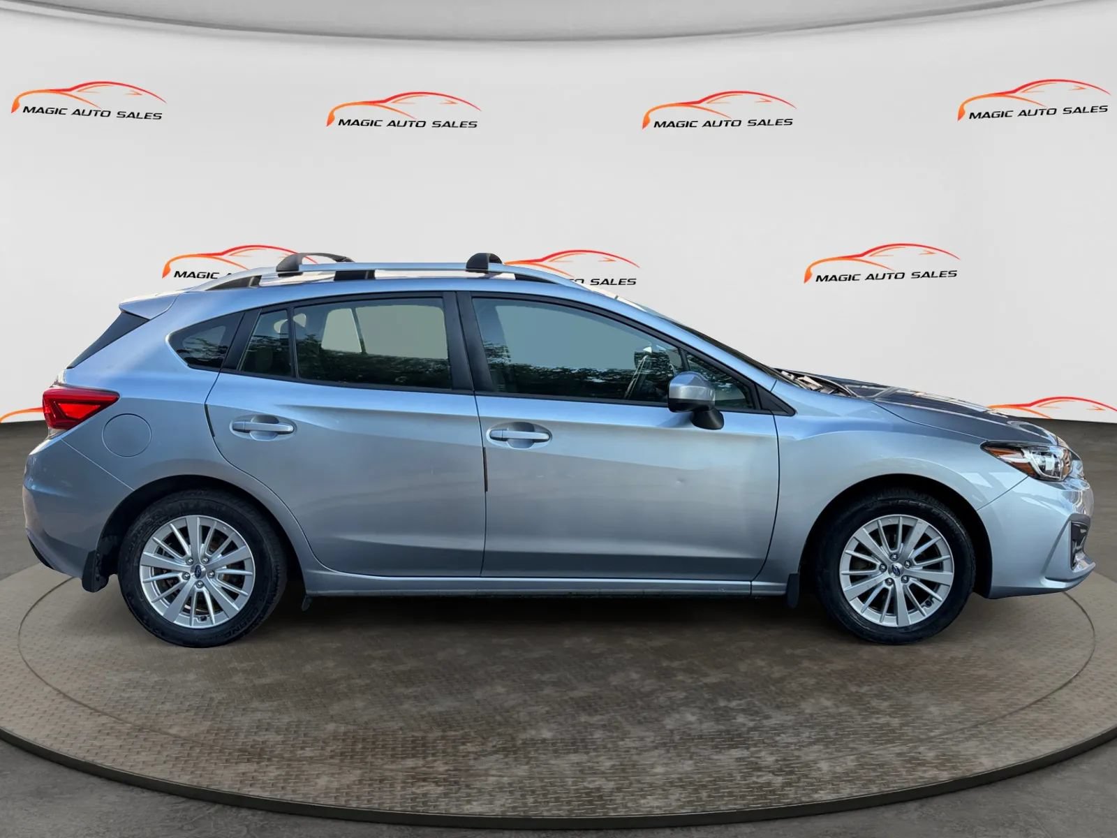 Used 2017 Subaru Impreza 2.0i Premium AWD/4WD image 6