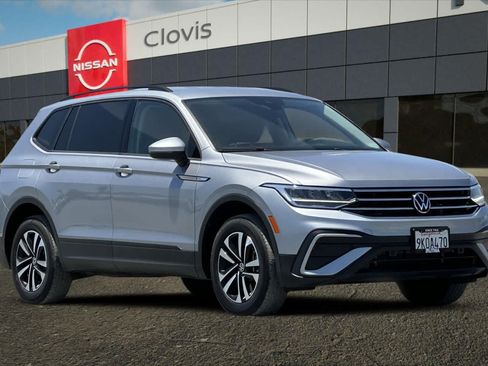 Used 2022 Volkswagen Tiguan S w/ IQ.Drive Package AWD/4WD image 10