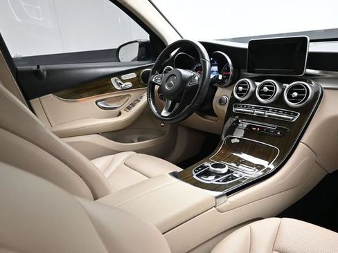 Used 2019 Mercedes-Benz GLC 300 image 12