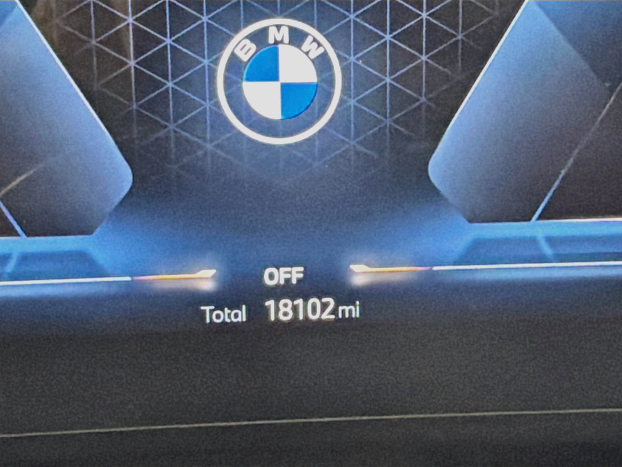 Used 2026 BMW X2 xDrive28i AWD/4WD image 19